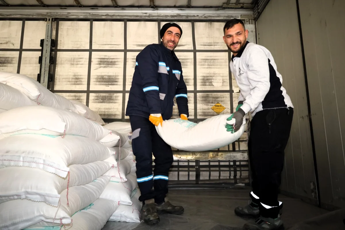 Büyükşehir, Arıcılara Yüzde 50 Hibe ile Destek Verecek