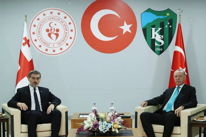 Cumhurbaşkanı Erdoğan, Kocaeli’de Gürcistan Cumhurbaşkanı Kavelaşvili ile Görüştü