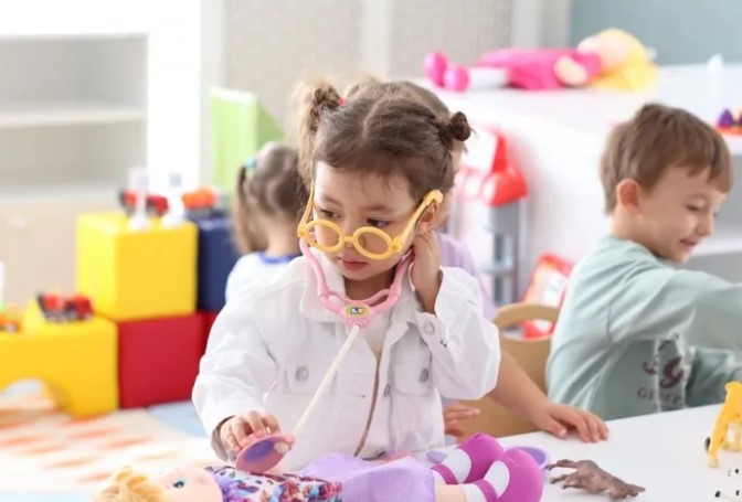 Eskişehir’de “Bizim Çocuk Evi” Kreşi Açıldı