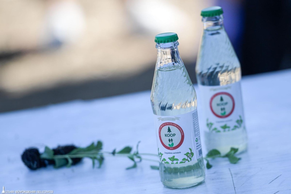 İzmir’de Bir İlk: Büyükşehir Desteğiyle Şekersiz Gazoz Üretildi