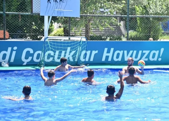 Manisa’da 6 Binden Fazla Öğrenci Yazı Serin Geçirdi