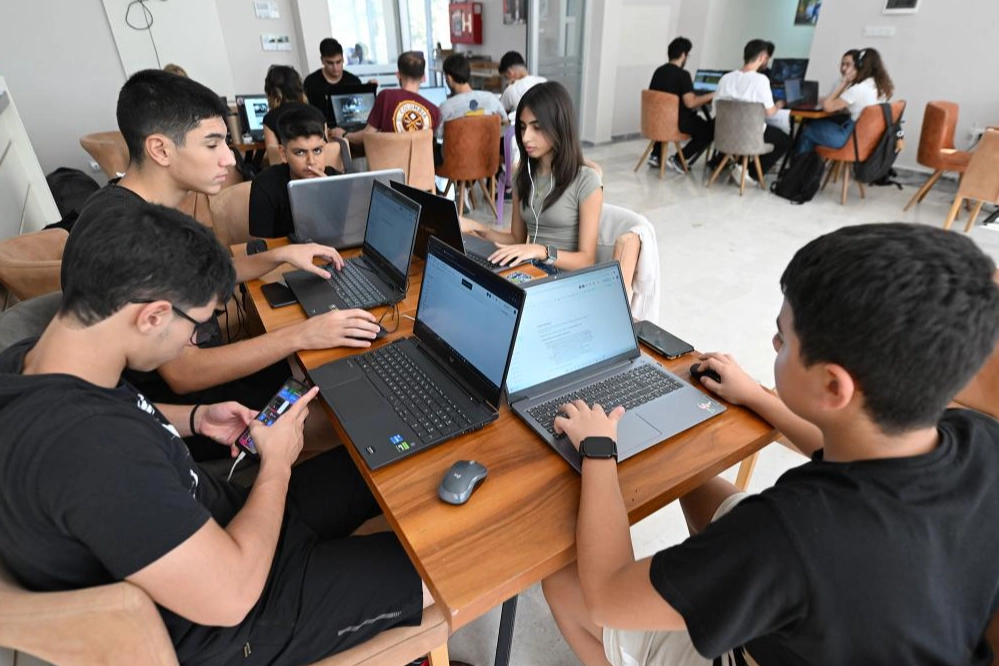 Mersin’de Gençler NASA Space Apps Challenge’da Uzay Çözümleri Üretti