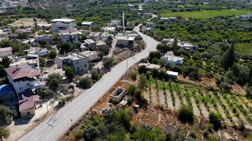 Mut’ta Kırsal Yollar Büyükşehir’le Yeniden Hayat Buluyor