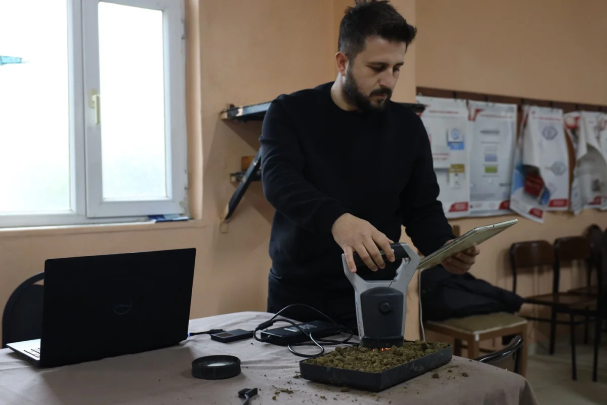 Sakarya’da Çiftçilere Yerinde Toprak Analizi Hizmeti