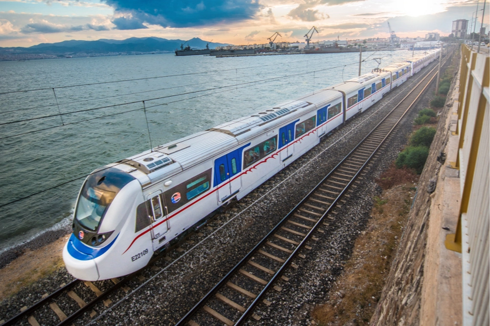 TCDD, İZBAN Hat Kullanım Bedellerine %24 Zam Yaptı